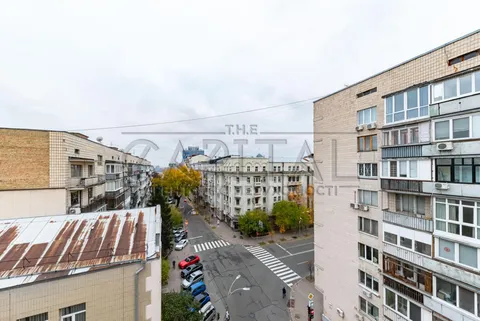 Аренда  квартира Киевская обл., Киев, Шелковичная ул., 23 - 20/20