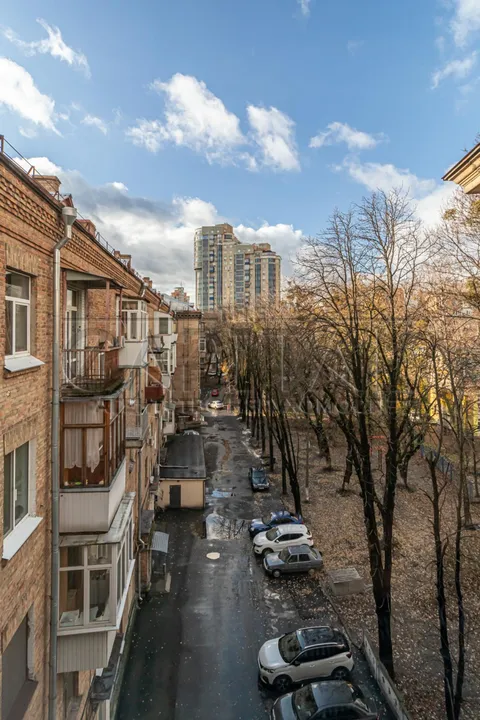 Аренда  квартира Киевская обл., Киев, Цитадельная ул., 6 - 24/26