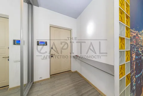 Аренда  квартира Киевская обл., Киев, Златоустовская ул., 66А - 19/26