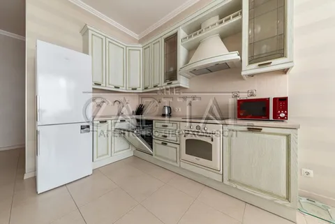 Аренда  квартира Киевская обл., Киев, Кузнецова ул., 66А - 15/19