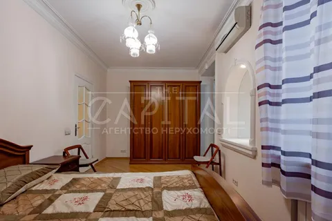 Аренда  квартира Киевская обл., Киев, Хмельницкого Богдана ул., 61 - 13/29