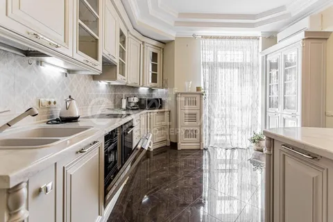 Аренда  квартира Киевская обл., Киев, Александра Кониского ул., 44 - 2/28