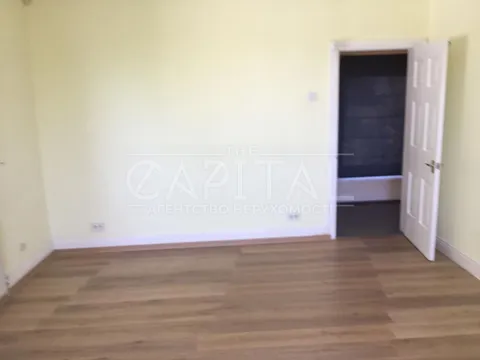 Аренда  частный дом Киевская обл., Киев, Добровольческих батальонов ул.,  - 4/15