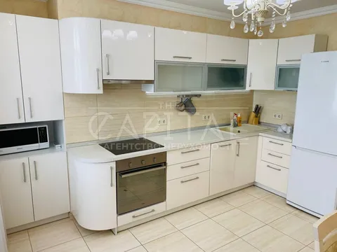 Аренда  квартира Киевская обл., Киев, Днепровская ул., 26И - 8/32