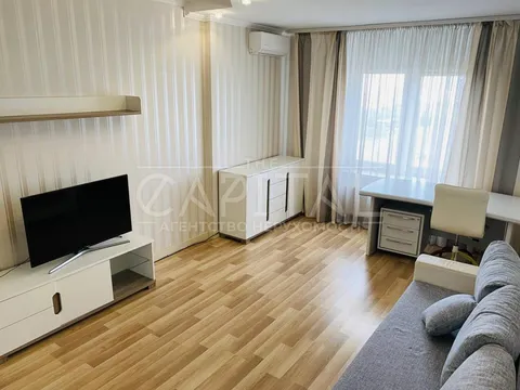 Аренда  квартира Киевская обл., Киев, Днепровская ул., 26И - 17/32