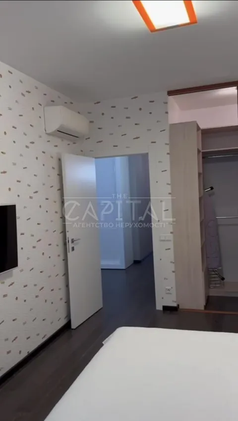 Аренда  квартира Киевская обл., Киев, Андрея Верхогляда ул., 16 - 13/14