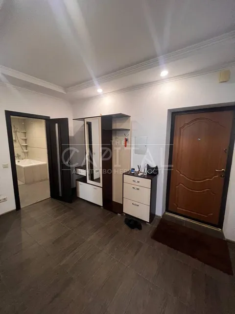 Аренда  квартира Киевская обл., Киев, Полтавская ул., 10 - 8/22