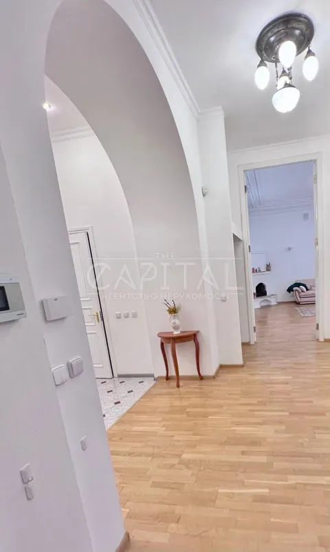 Аренда  квартира Киевская обл., Киев, Ярославов Вал ул., 16 - 34/40