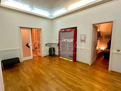 Аренда  квартира Киевская обл., Киев, Костельная ул., 4 - 7/20