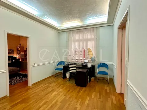 Аренда  квартира Киевская обл., Киев, Костельная ул., 4 - 8/20