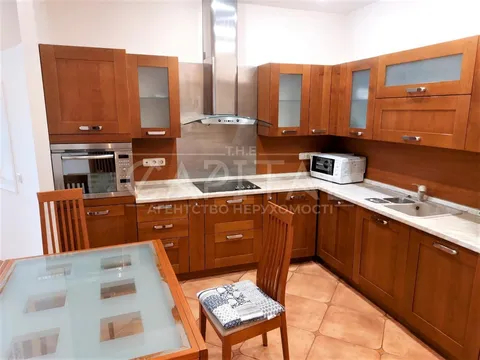 Аренда  квартира Киевская обл., Киев, Лескова ул., 1а - 4/33