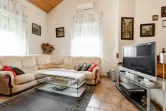 Аренда  частный дом Киевская обл., Киев, Луговая ул., 24