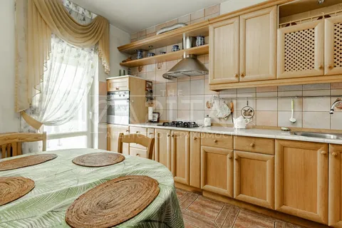 Аренда  частный дом Киевская обл., Киев, Луговая ул., 24 - 16/35