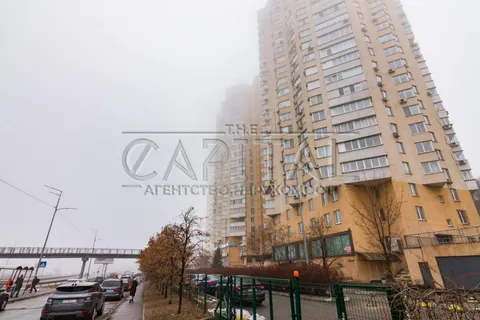 Аренда  квартира Киевская обл., Киев, Саперно-Слободская ул., 22 - 27/28