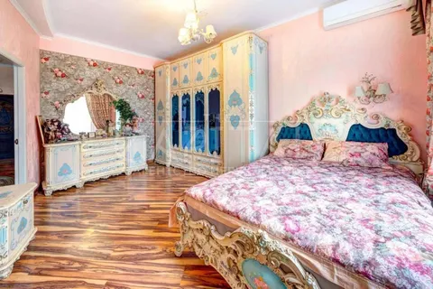 Аренда  квартира Киевская обл., Киев, Лабораторная ул.,  - 2/9