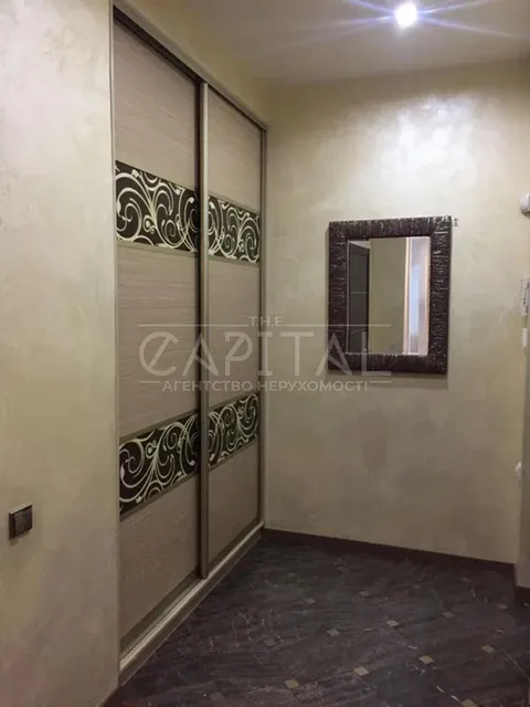Аренда  квартира Киевская обл., Киев, Вышгородская ул., 45 - 2/13