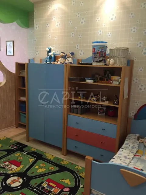 Аренда  квартира Киевская обл., Киев, Вышгородская ул., 45 - 12/13