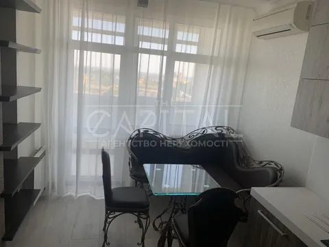 Аренда  квартира Киевская обл., Киев, Коновальца Евгения ул., 44а - 5/15