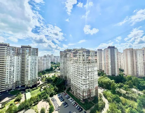 Аренда  квартира Киевская обл., Киев, Ахматовой Анны ул., 24 - 15/16