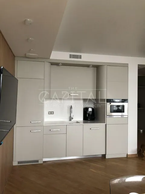 Аренда  квартира Киевская обл., Киев, Сикорского ул., 4-6 - 6/17