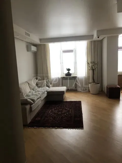Аренда  квартира Киевская обл., Киев, Сикорского ул., 4-6 - 8/17