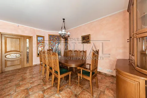 Аренда  квартира Киевская обл., Киев, Назаровская ул., 7 - 8/24