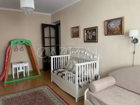 Аренда  квартира Киевская обл., Киев, Старонаводницкая ул., 4Б - 20/39
