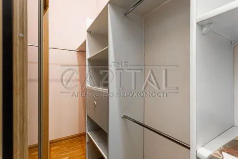 Аренда  квартира Киевская обл., Киев, Терещенковская ул., 19 - 13/20