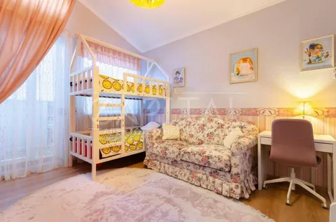 Аренда  квартира Киевская обл., Киев, Регенераторная ул., 4 - 10/33