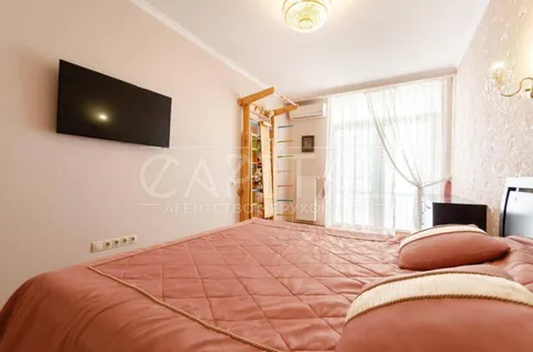 Аренда  квартира Киевская обл., Киев, Регенераторная ул., 4 - 32/33