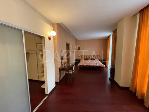 Аренда  частный дом Киевская обл., Киев, Дмитрия Дорошенко ул., 9 - 19/33