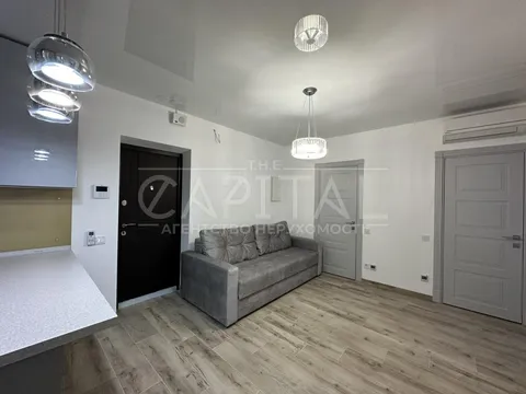 Аренда  квартира Киевская обл., Киев, Белорусская ул., 36а - 3/9