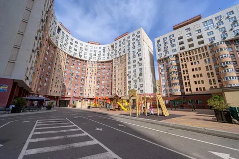 Аренда  квартира Киевская обл., Киев, Эрнста Федора ул., 16 - 23/24