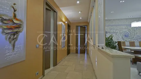 Аренда  квартира Киевская обл., Киев, Круглоуниверситетская ул., 3\5 - 9/32