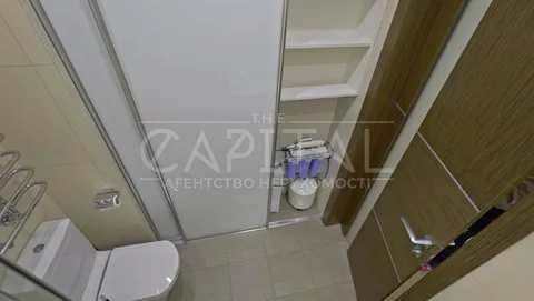 Аренда  квартира Киевская обл., Киев, Круглоуниверситетская ул., 3\5 - 24/32
