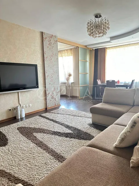 Аренда  квартира Киевская обл., Киев, Голосеевский ул., 68 - 2/29
