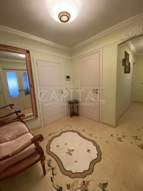 Аренда  квартира Киевская обл., Киев, Ярославский ул., 7/9 - 7/16