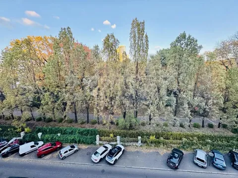 Аренда  квартира Киевская обл., Киев, Назаровская ул., 11 - 15/16