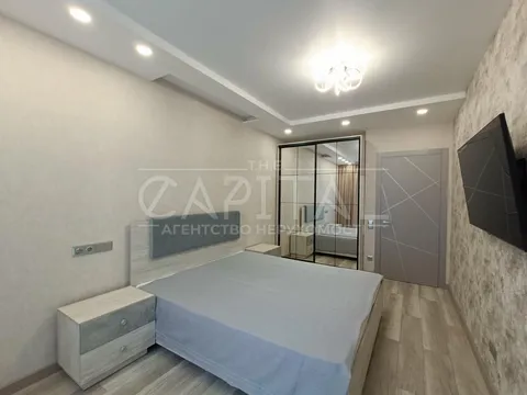 Аренда  квартира Киевская обл., Киев, Днепровская наб. ул., 18 a - 6/26