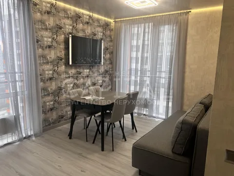 Аренда  квартира Киевская обл., Киев, Днепровская наб. ул., 18 a - 19/26