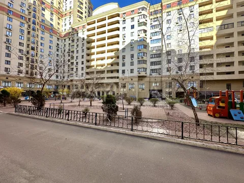 Аренда  квартира Киевская обл., Киев, Полтавская ул.,  - 20/20