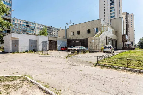 Аренда  офисное помещение Киевская обл., Киев, Днепровская ул., 13 - 28/39