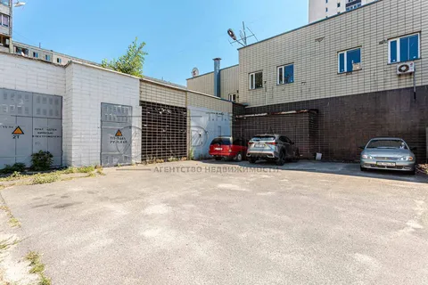 Аренда  офисное помещение Киевская обл., Киев, Днепровская ул., 13 - 30/39