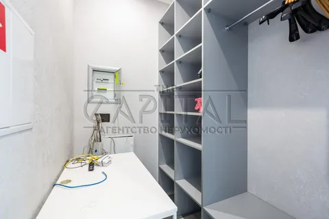 Аренда  офисное помещение Киевская обл., Киев, Кловский спуск ул., 7 - 11/14