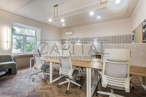 Аренда  офисное помещение Киевская обл., Киев, Ивана Мазепы ул., 3 - 8/27