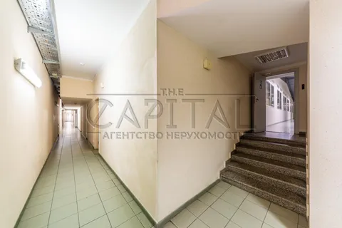 Аренда  офисное помещение Киевская обл., Киев, Петропавловская ул., 4 - 16/31