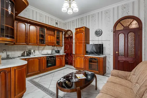 Аренда  офисное помещение Киевская обл., Киев, Ярославов Вал ул., 14г - 15/18