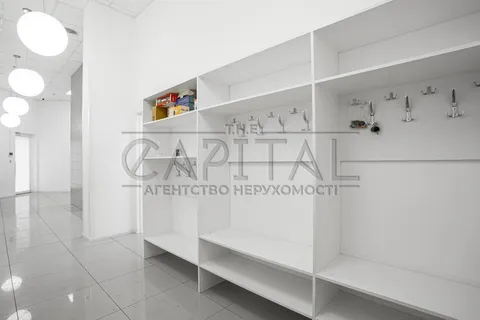 Аренда  офисное помещение Киевская обл., Киев, Барбюса Анри ул., 37/1 - 8/14