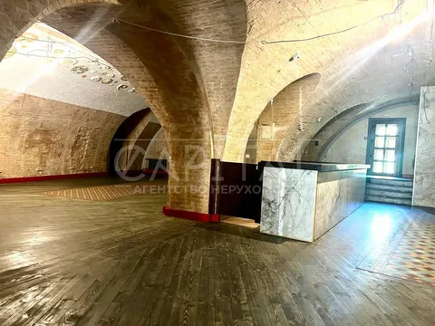 Аренда  коммерческое помещение Киевская обл., Киев, Коновальца Евгения ул., 44 - 14/24
