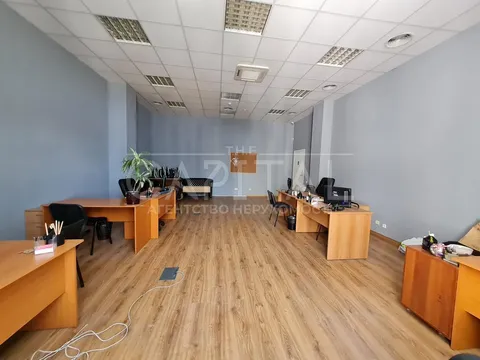 Аренда  офисное помещение Киевская обл., Киев, Василия Сурикова ул., 3А - 19/29